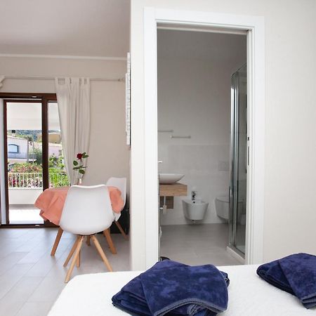 Lu Lioni Rooms San Teodoro  Eksteriør billede