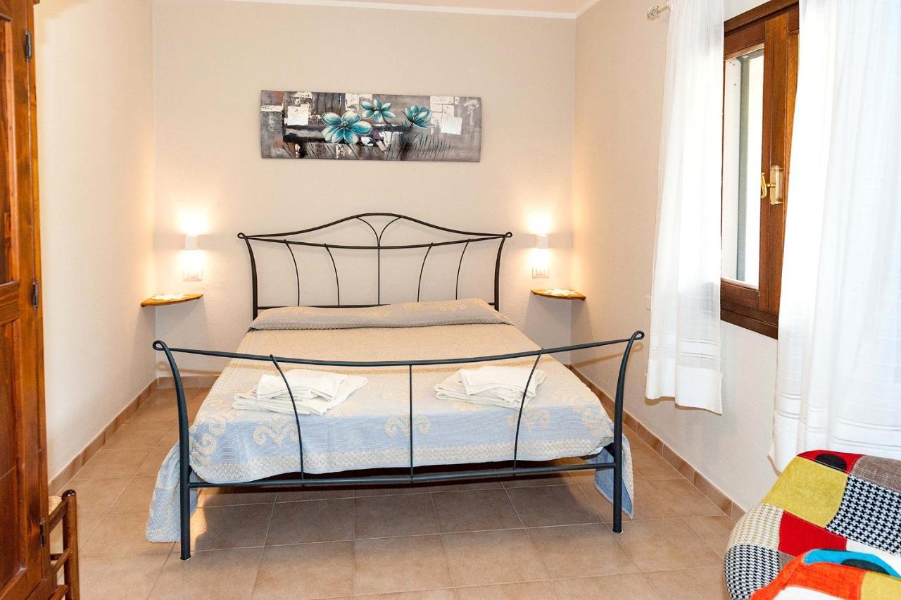 Lu Lioni Rooms San Teodoro  Eksteriør billede