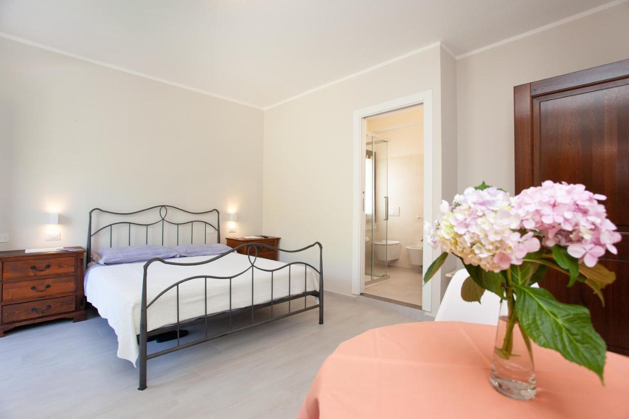 Lu Lioni Rooms San Teodoro  Eksteriør billede