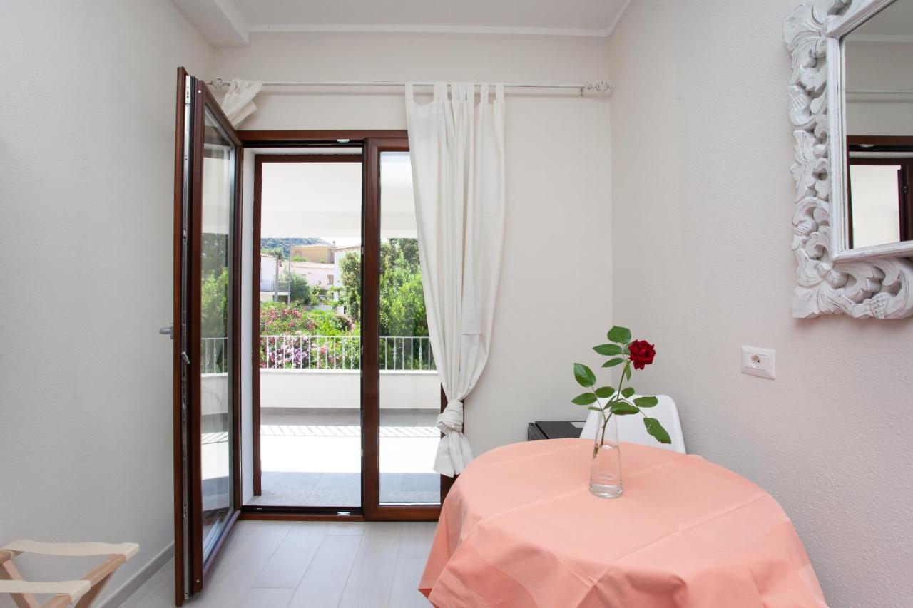 Lu Lioni Rooms San Teodoro  Eksteriør billede