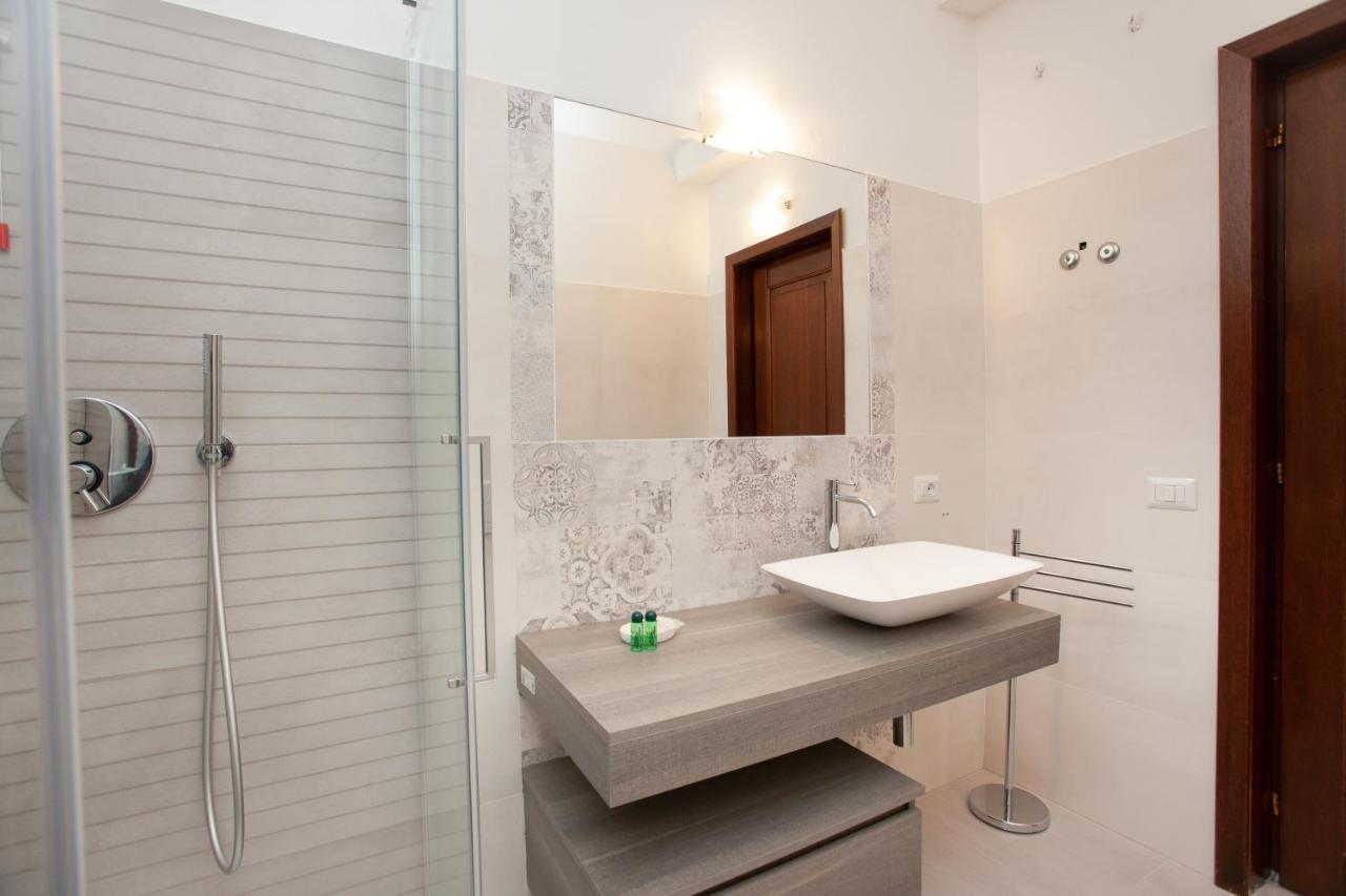 Lu Lioni Rooms San Teodoro  Eksteriør billede