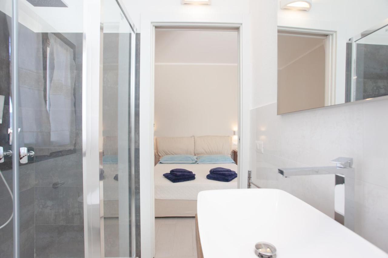 Lu Lioni Rooms San Teodoro  Eksteriør billede